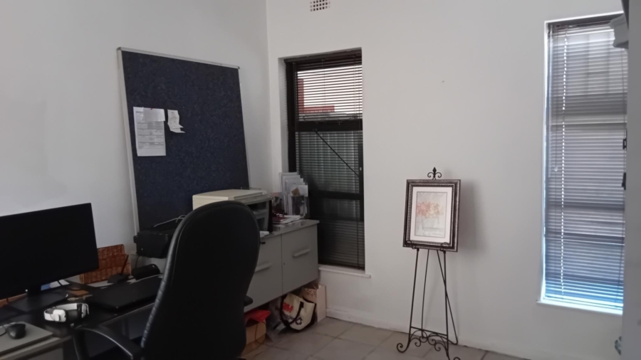 4 Bedroom Property for Sale in Parkersdorp Western Cape